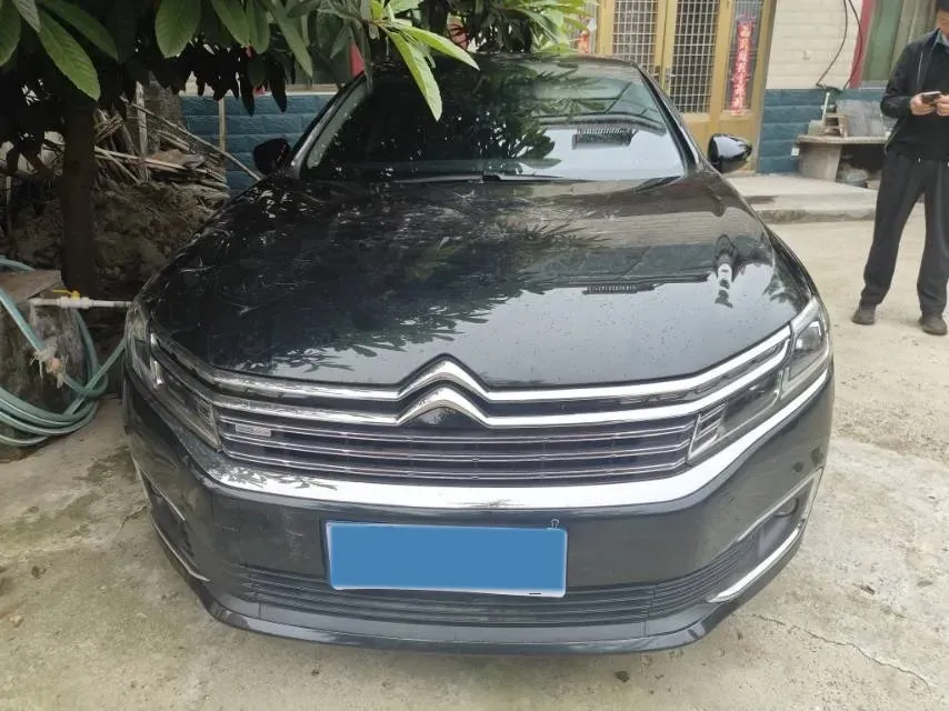 2022 Foton TuYaNuo 2.8T 177HP L4 6AT,autocango,china used car exporter,china ev exporter,chinese used car exporter,chinese used ev exporter