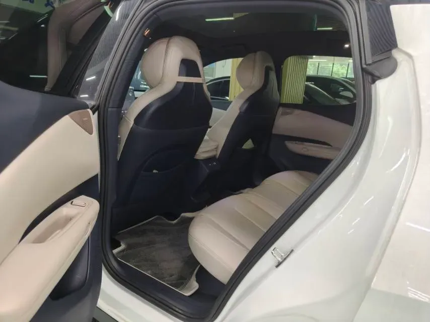 2025 Jetour Freeman 1.5T 184HP L4 7DCT,autocango,china used car exporter,china ev exporter,chinese used car exporter,chinese used ev exporter