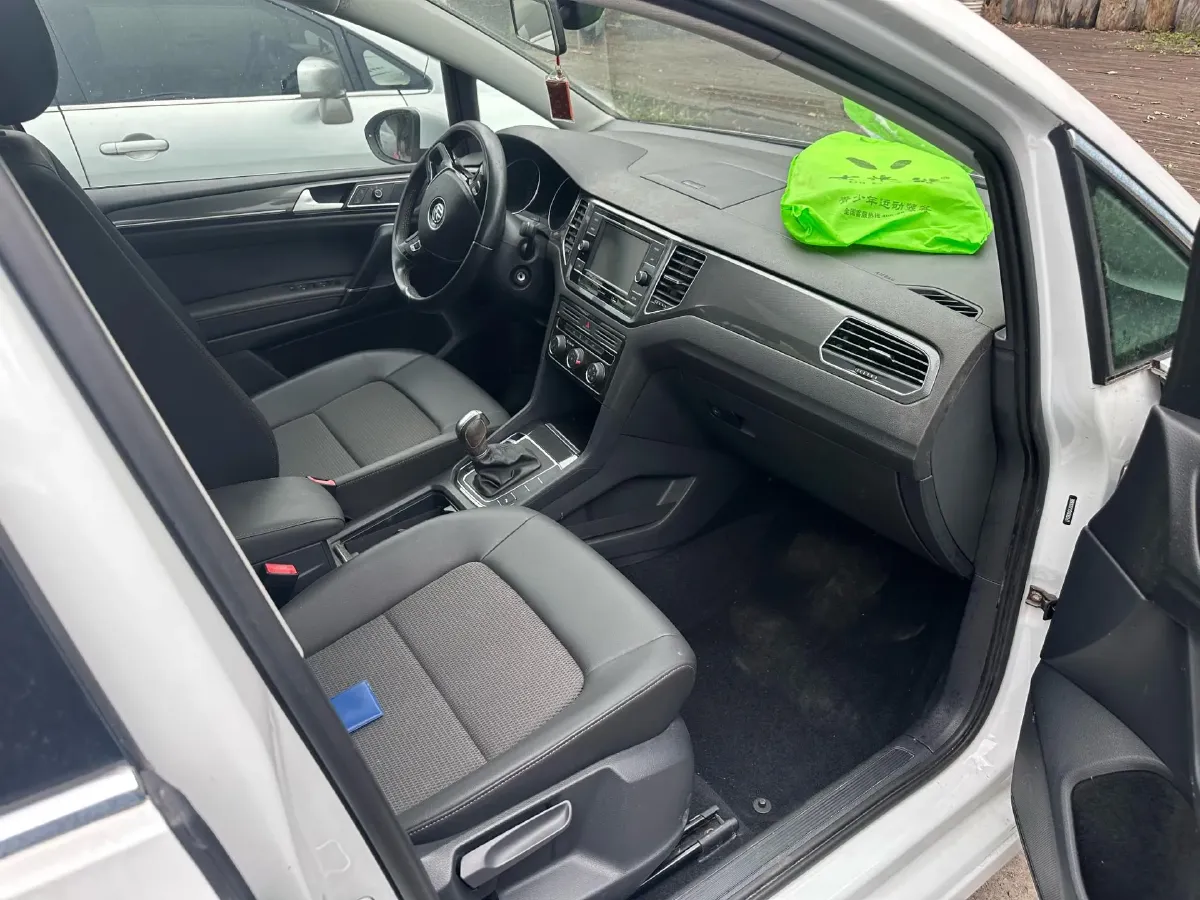 2018 Volkswagen Golf Sportsvan 1.4T 131HP L4 7DCT,autocango,china used car exporter,china ev exporter,chinese used car exporter,chinese used ev exporter