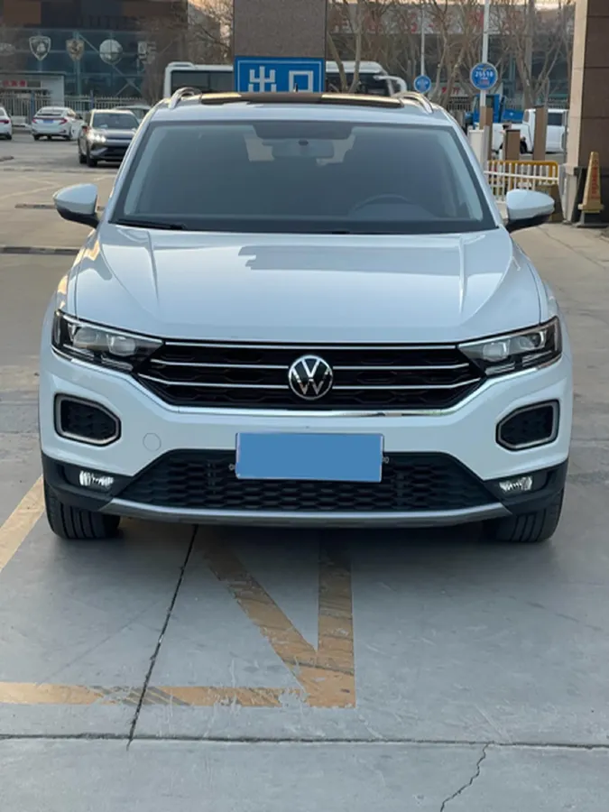 2020 Volkswagen T-Roc 1.4T 150HP L4 7DCT,autocango,china used car exporter,china ev exporter,chinese used car exporter,chinese used ev exporter