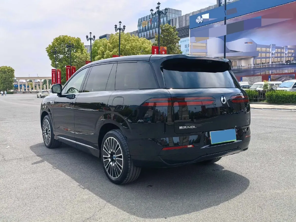 2025 Denza DenzaN8L 2.0T 207HP L4 E-CVT PHEV,autocango,china used car exporter,china ev exporter,chinese used car exporter,chinese used ev exporter