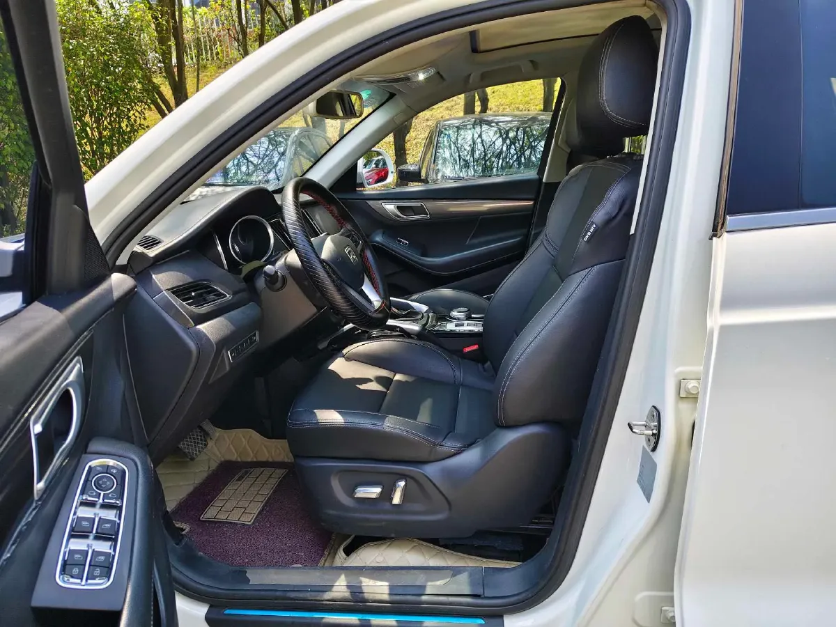 2017 Zotye SR7 1.5T 150HP L4 CVT,autocango,china used car exporter,china ev exporter,chinese used car exporter,chinese used ev exporter