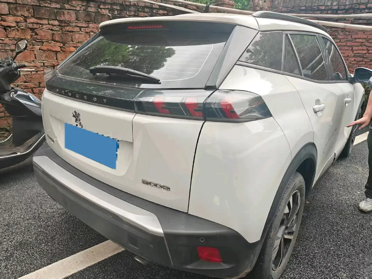 2022 Peugeot 2008 1.2T 136HP L3 6DCT,autocango,china used car exporter,china ev exporter,chinese used car exporter,chinese used ev exporter