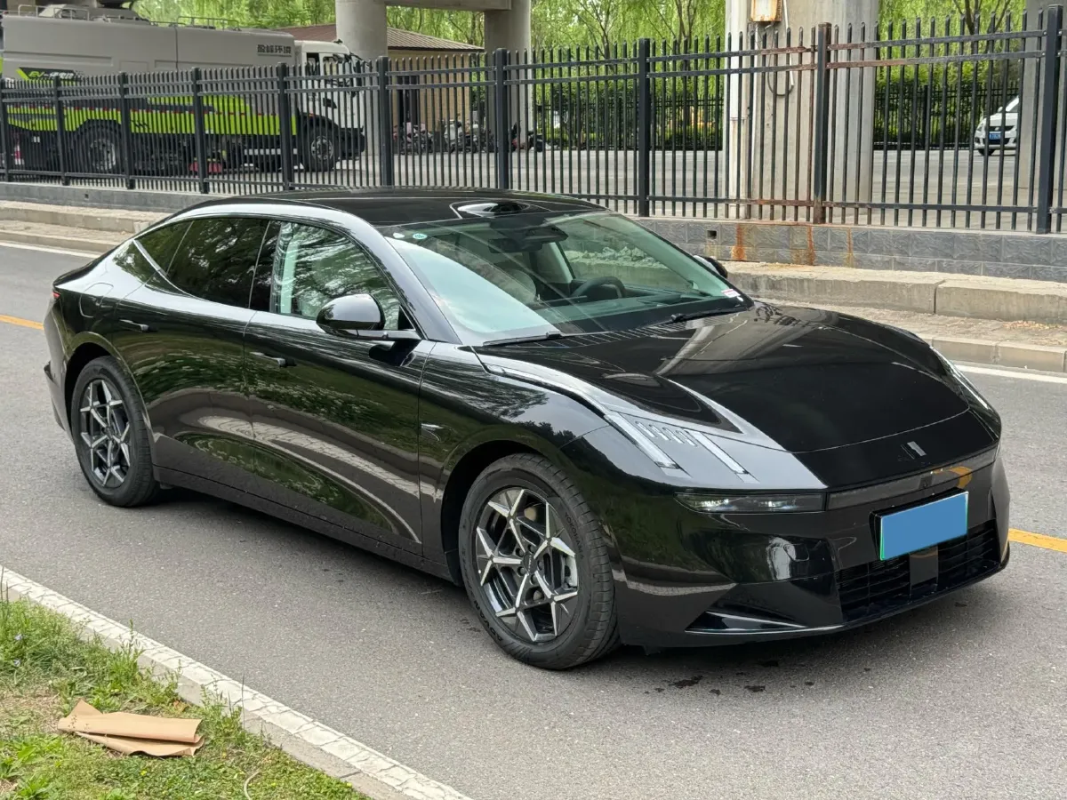 2025 LYNK&CO 10 EM-P 1.5T 163HP L4 3DHT PHEV,autocango,china used car exporter,china ev exporter,chinese used car exporter,chinese used ev exporter