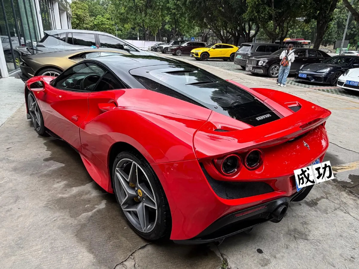 2019 Aston Martin DB11 5.2T 639HP V12 8AT,autocango,china used car exporter,china ev exporter,chinese used car exporter,chinese used ev exporter