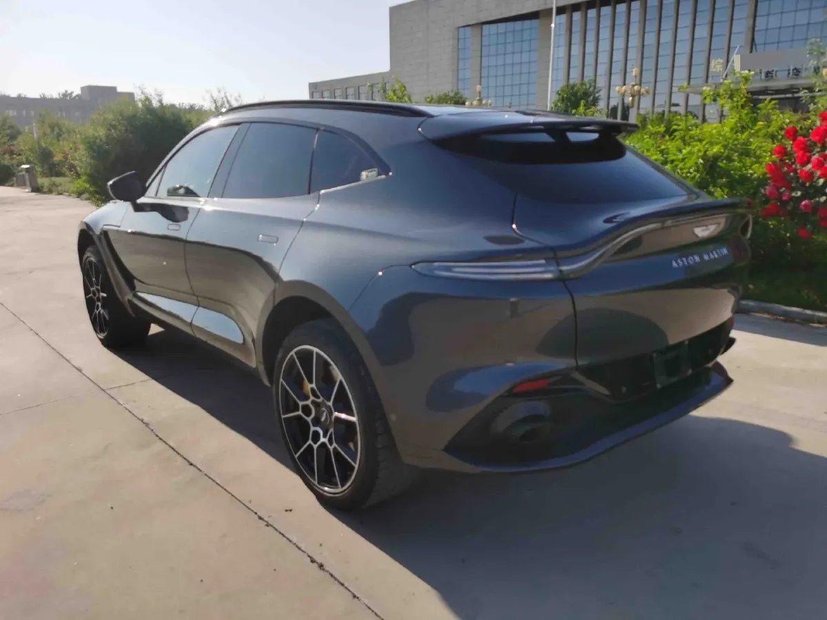 2021 Aston Martin DBX 4.0T 550HP V8 9AT,autocango,china used car exporter,china ev exporter,chinese used car exporter,chinese used ev exporter