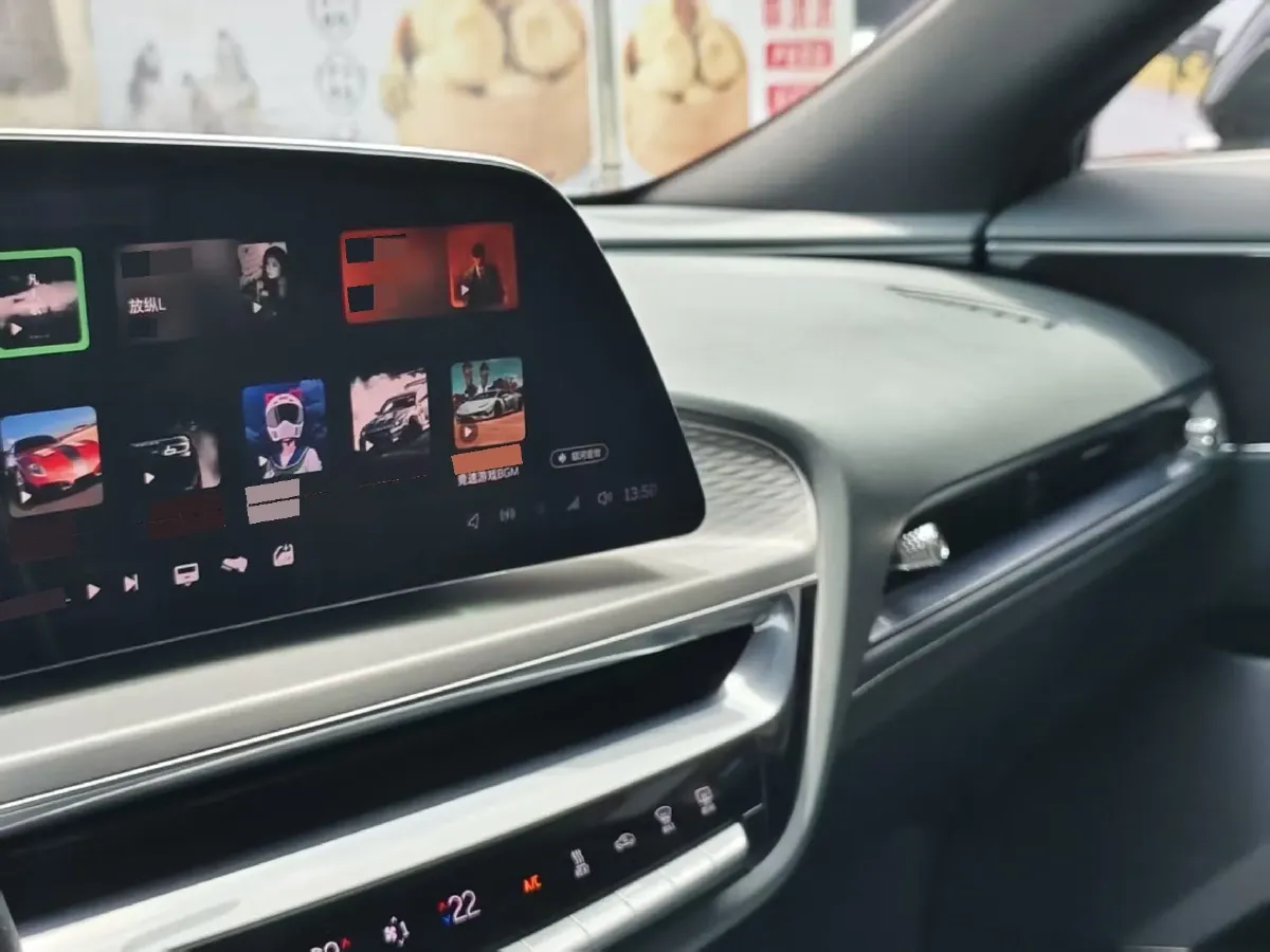 2022 Cadillac IQ Lyriq BEV 95.7KWH,autocango,china used car exporter,china ev exporter,chinese used car exporter,chinese used ev exporter