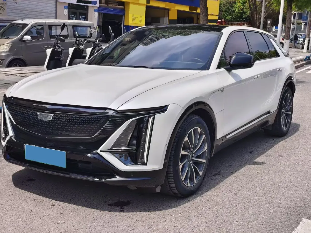 2022 Cadillac IQ Lyriq BEV 95.7KWH,autocango,china used car exporter,china ev exporter,chinese used car exporter,chinese used ev exporter