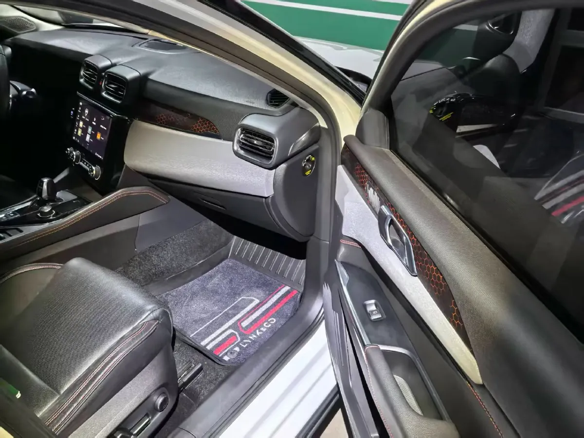 2018 Renault Koleos 2.0L 150HP L4 CVT,autocango,china used car exporter,china ev exporter,chinese used car exporter,chinese used ev exporter