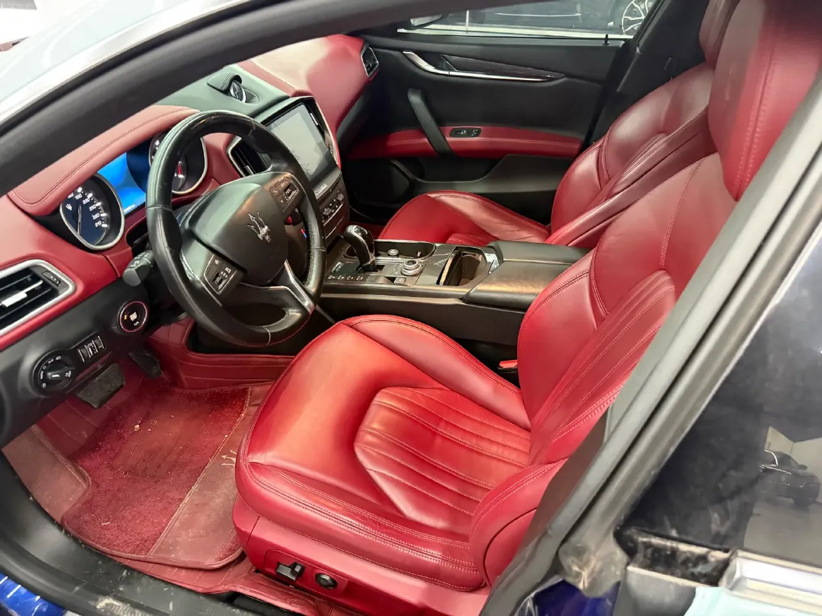 2018 Maserati Ghibli 3.0T 350HP V6 8AT,autocango,china used car exporter,china ev exporter,chinese used car exporter,chinese used ev exporter