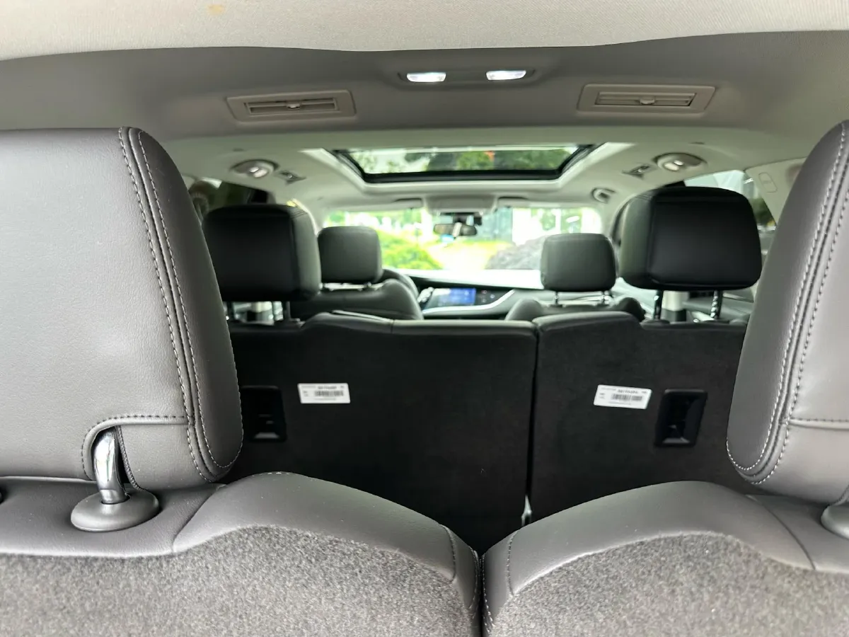 2020 Buick Enclave 2.0T 237HP L4 9AT,autocango,china used car exporter,china ev exporter,chinese used car exporter,chinese used ev exporter