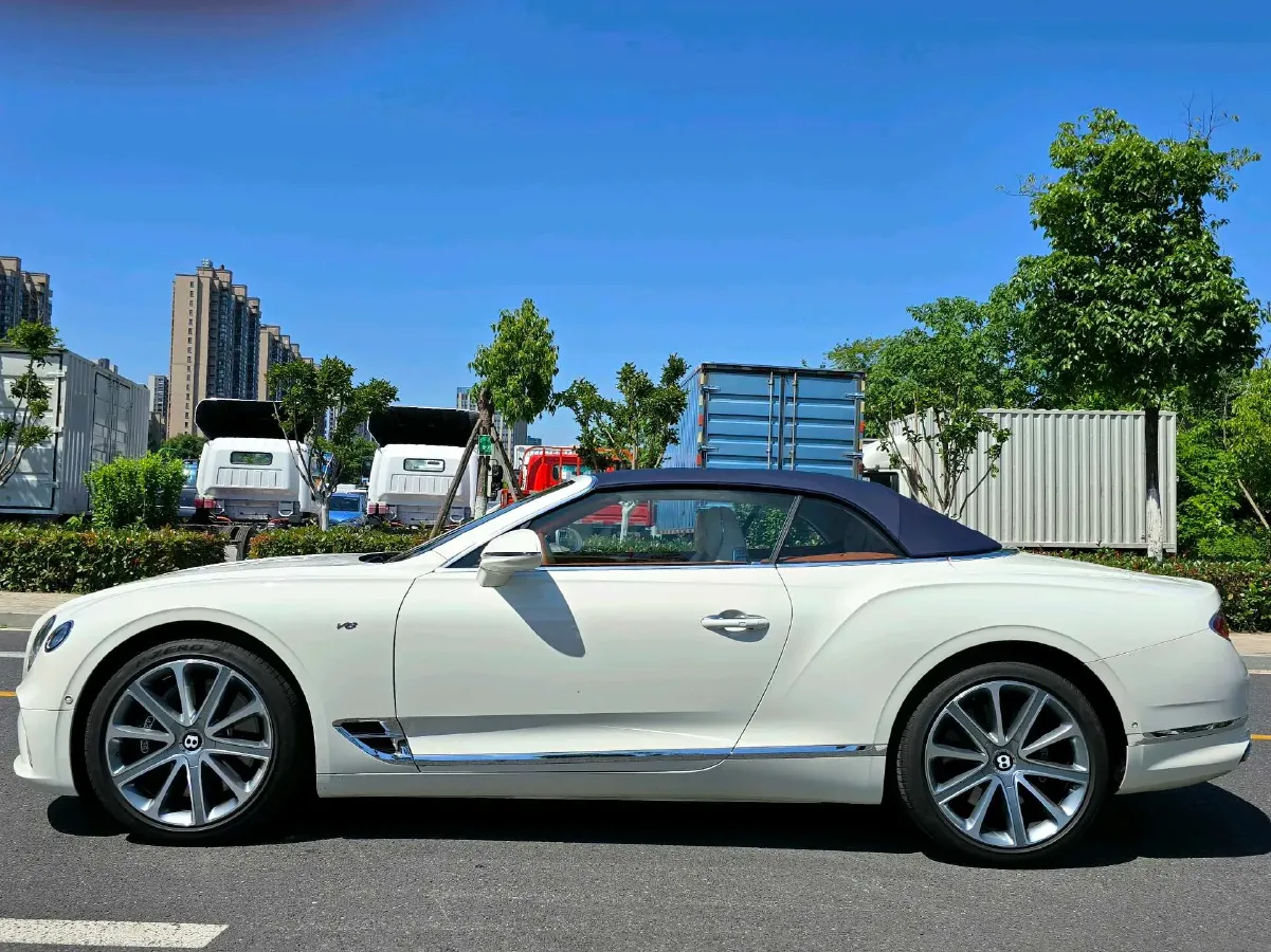 2020 Bentley Continental 4.0T 549HP V8 8DCT,autocango,china used car exporter,china ev exporter,chinese used car exporter,chinese used ev exporter
