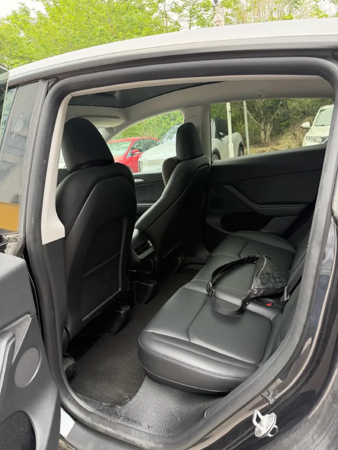 2024 Iveco OuSheng BEV 77.28KWH,autocango,china used car exporter,china ev exporter,chinese used car exporter,chinese used ev exporter