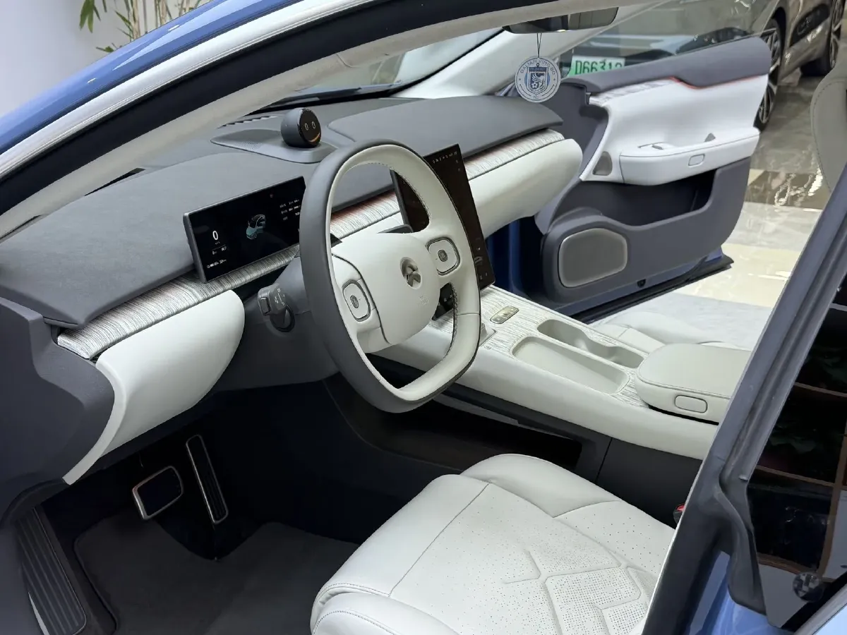 2021 Volkswagen ID.6 Crozz BEV 84.8KWH,autocango,china used car exporter,china ev exporter,chinese used car exporter,chinese used ev exporter