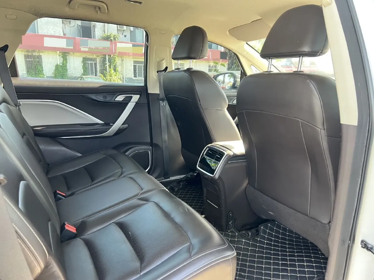 2021 Livan Maple 80v BEV 53KWH,autocango,china used car exporter,china ev exporter,chinese used car exporter,chinese used ev exporter