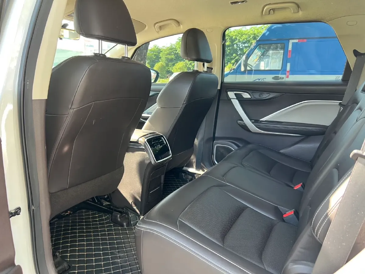 2021 Livan Maple 80v BEV 53KWH,autocango,china used car exporter,china ev exporter,chinese used car exporter,chinese used ev exporter