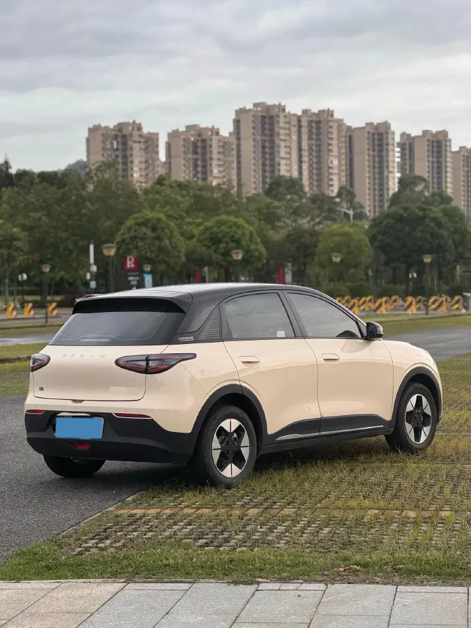 2024 Geely Galaxy E5 BEV 49.52KWH,autocango,china used car exporter,china ev exporter,chinese used car exporter,chinese used ev exporter