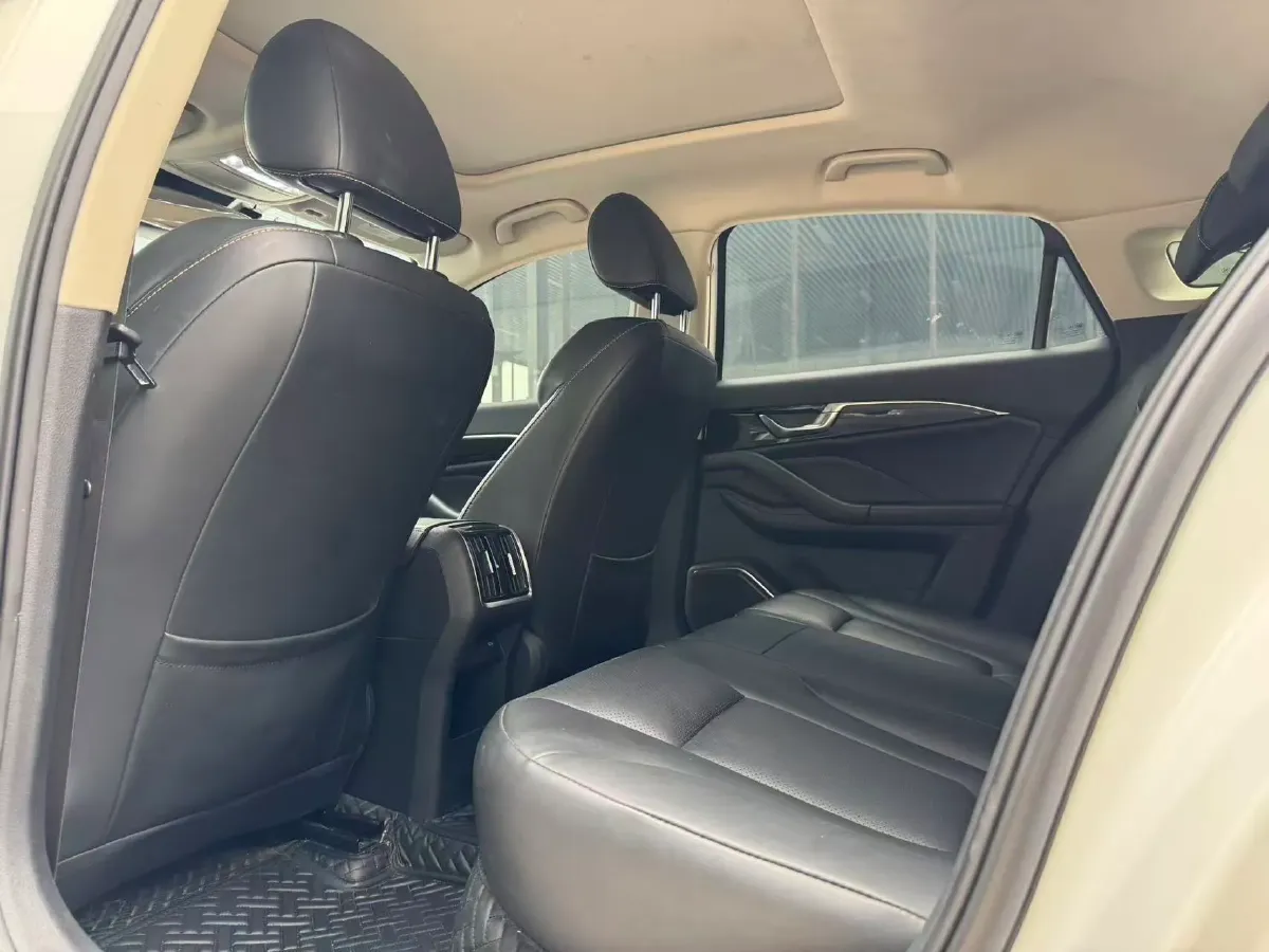 2022 DongFeng Fengon Fengon 580 1.5T 184HP L4 6AT,autocango,china used car exporter,china ev exporter,chinese used car exporter,chinese used ev exporter