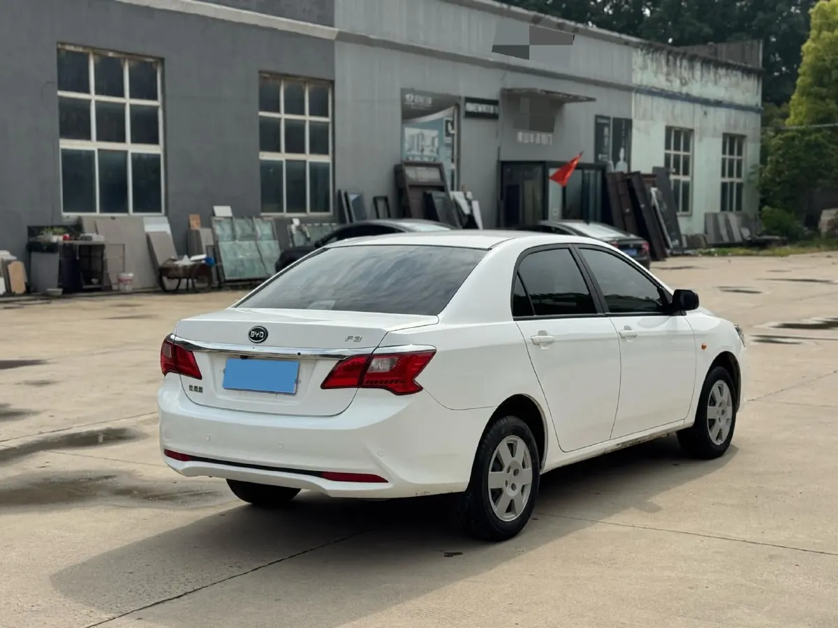 2020 BYD F3 1.5L 109HP L4 5MT,autocango,china used car exporter,china ev exporter,chinese used car exporter,chinese used ev exporter
