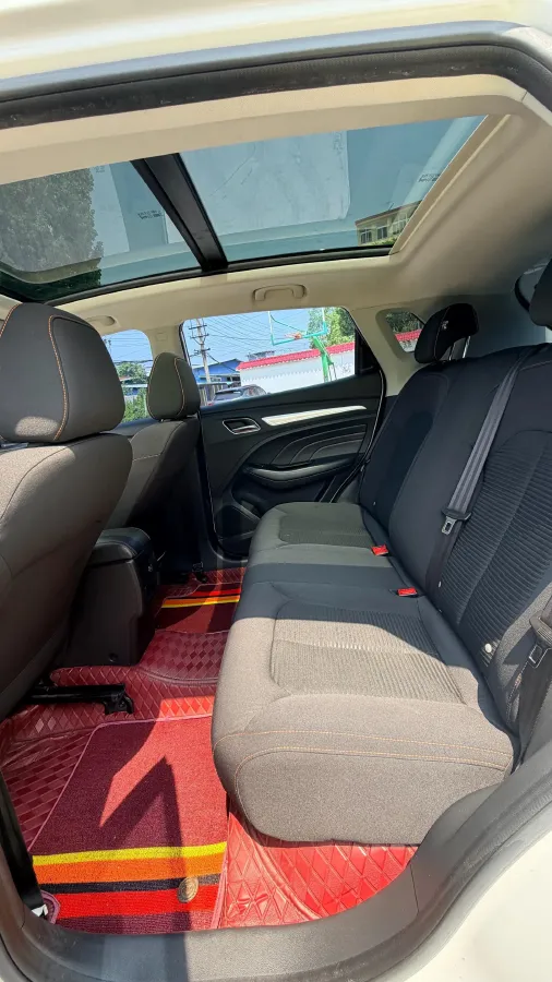 2021 Roewe RX3 1.6L 125HP L4 CVT,autocango,china used car exporter,china ev exporter,chinese used car exporter,chinese used ev exporter