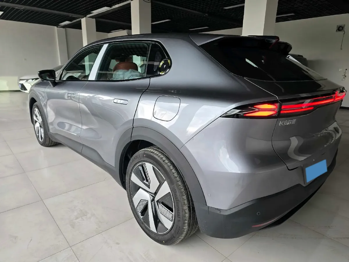 2026 Deepal S05 1.5L 98HP L4 REEV,autocango,china used car exporter,china ev exporter,chinese used car exporter,chinese used ev exporter