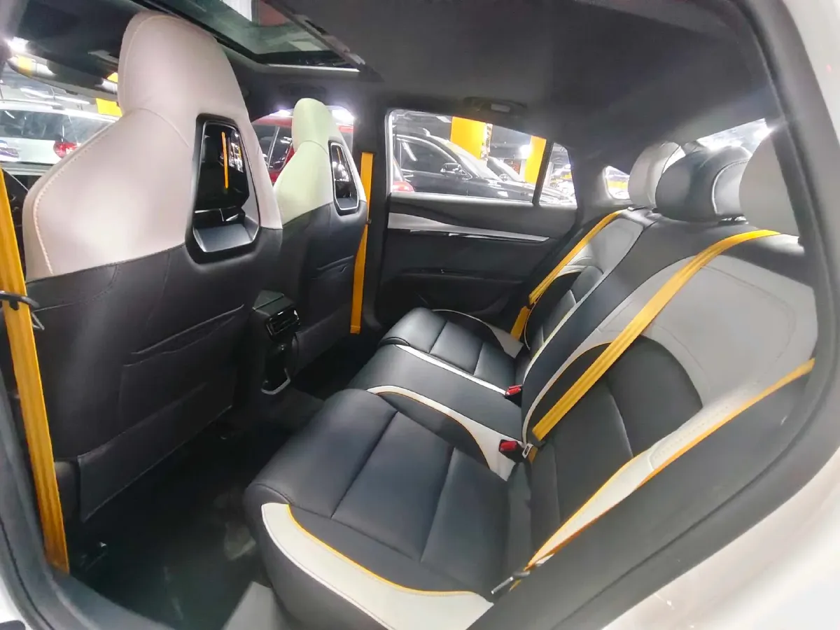 2022 MG 5 Scorpio 1.5T 181HP L4 7DCT,autocango,china used car exporter,china ev exporter,chinese used car exporter,chinese used ev exporter