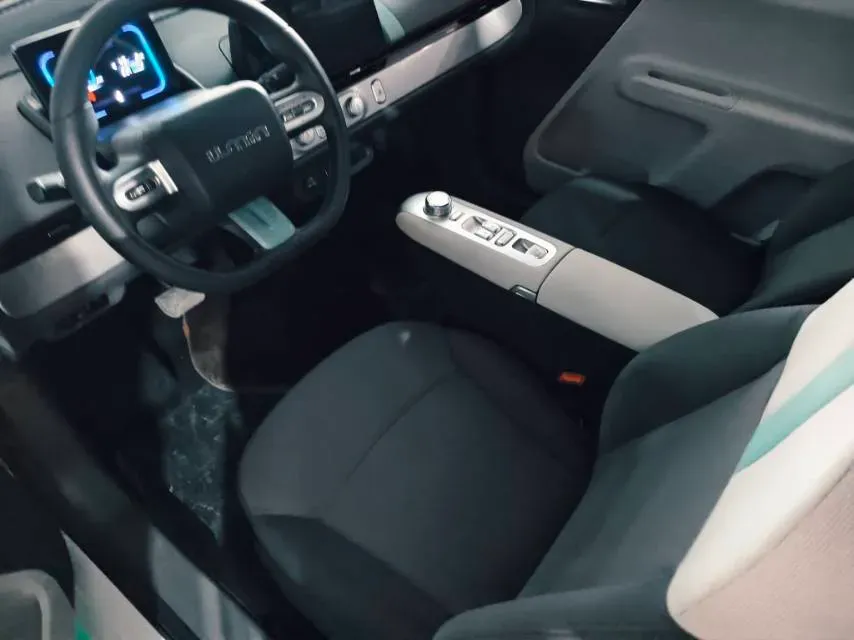 2025 LingBox BOX BEV 19.2KWH,autocango,china used car exporter,china ev exporter,chinese used car exporter,chinese used ev exporter