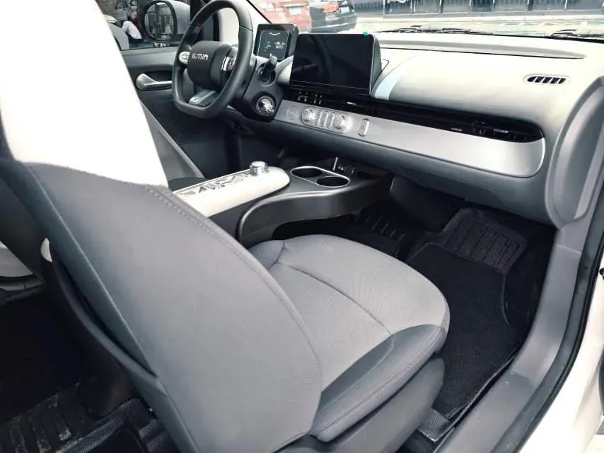 2025 LingBox BOX BEV 19.2KWH,autocango,china used car exporter,china ev exporter,chinese used car exporter,chinese used ev exporter