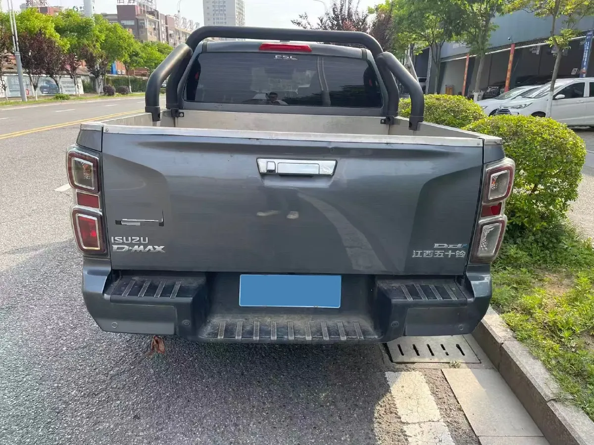 2021 Isuzu D-MAX 1.9T 163HP L4 6AT,autocango,china used car exporter,china ev exporter,chinese used car exporter,chinese used ev exporter