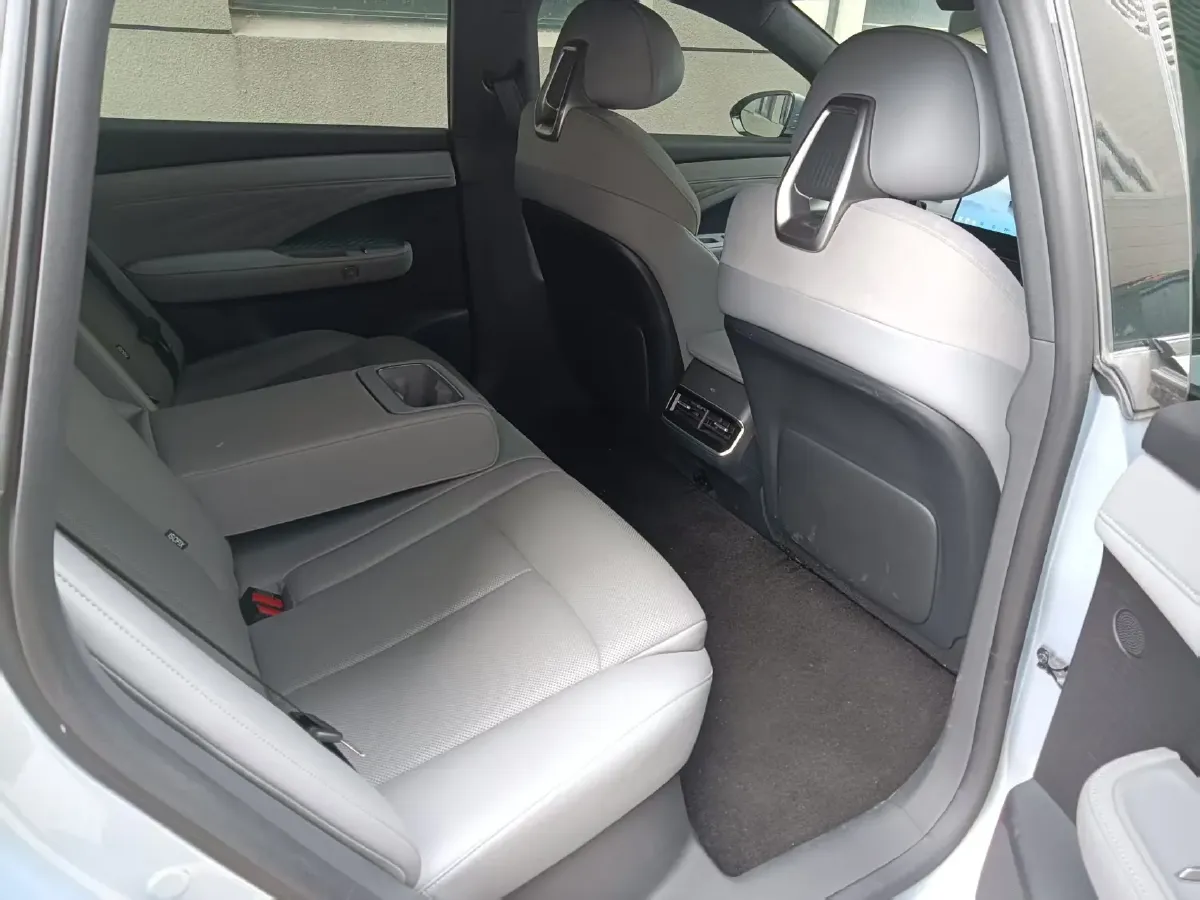 2025 Nissan N7 BEV 58KWH,autocango,china used car exporter,china ev exporter,chinese used car exporter,chinese used ev exporter