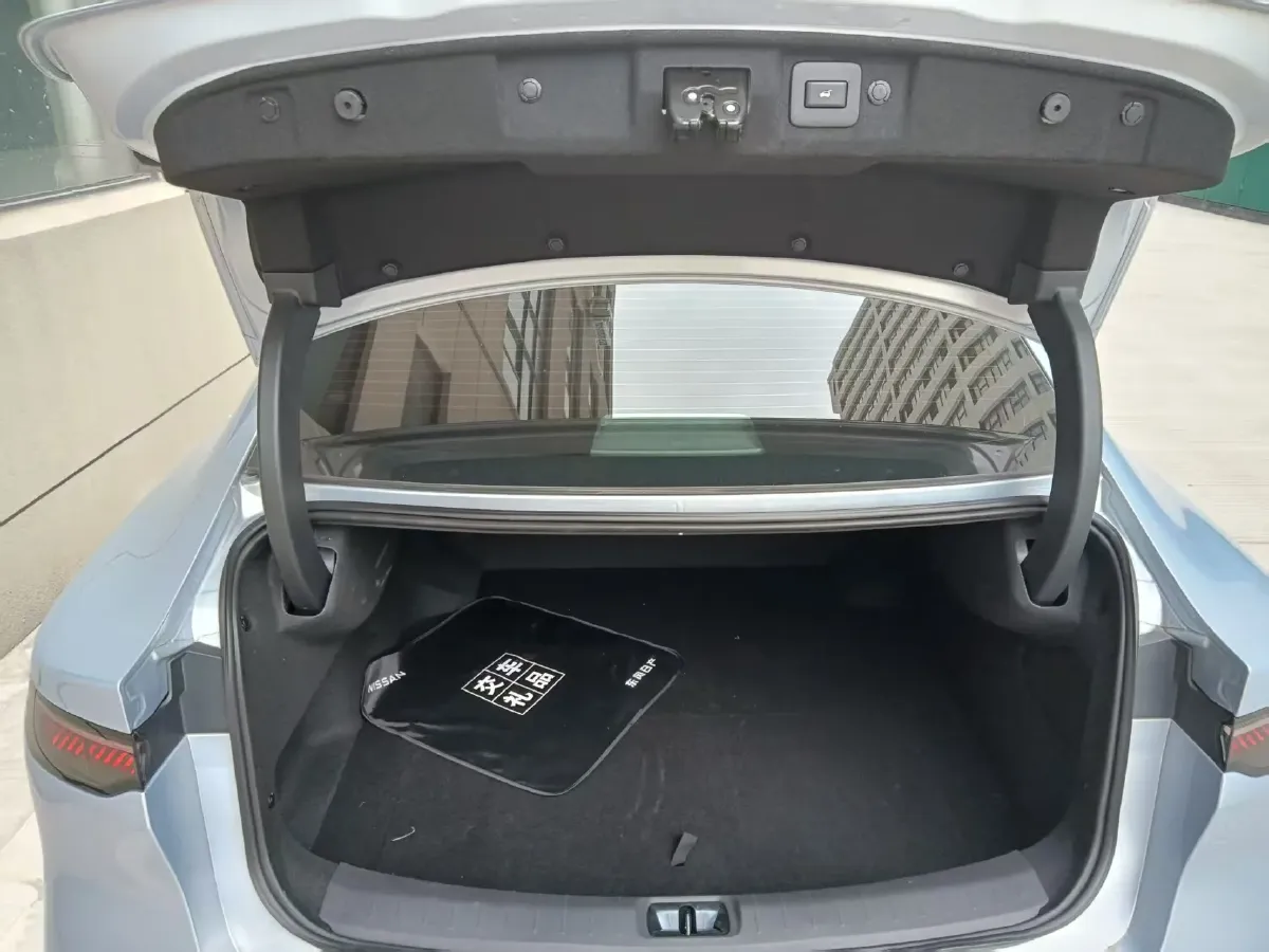 2025 Nissan N7 BEV 58KWH,autocango,china used car exporter,china ev exporter,chinese used car exporter,chinese used ev exporter