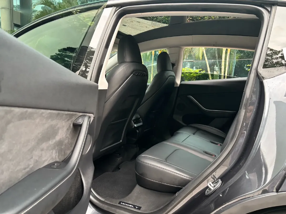 2024 Iveco OuSheng BEV 77.28KWH,autocango,china used car exporter,china ev exporter,chinese used car exporter,chinese used ev exporter