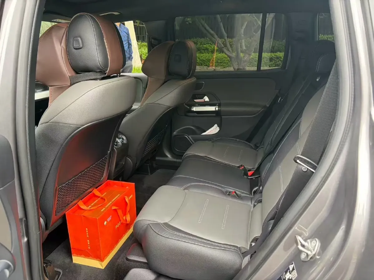 2023 Mercedes-Benz GLB AMG 2.0T 306HP L4 8DCT,autocango,china used car exporter,china ev exporter,chinese used car exporter,chinese used ev exporter