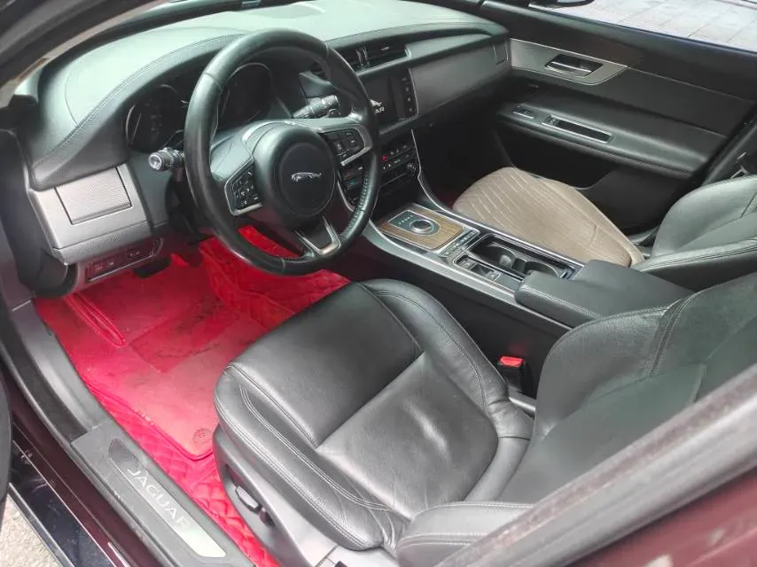 2018 Jaguar XFL 2.0T 200HP L4 8AT,autocango,china used car exporter,china ev exporter,chinese used car exporter,chinese used ev exporter