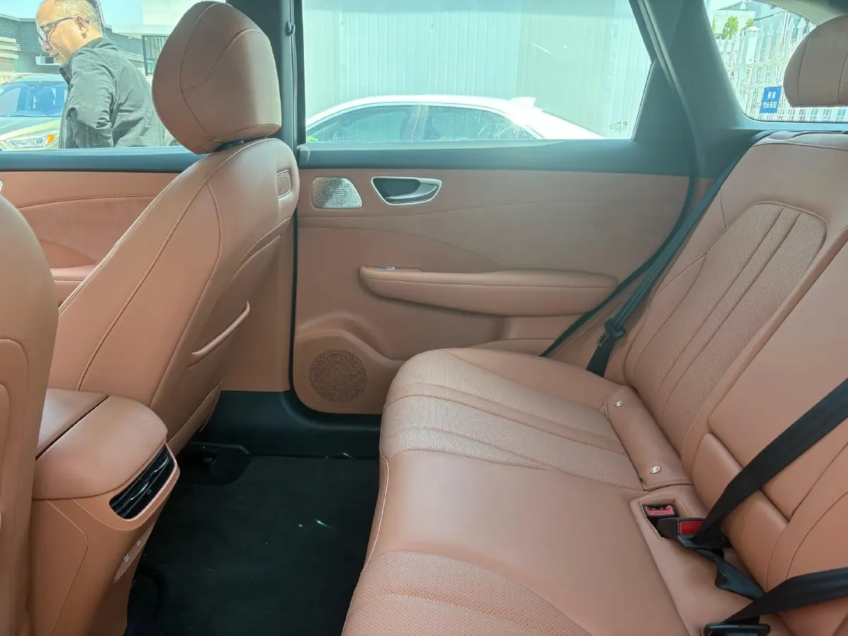2025 HIMA Shangjie H5 BEV,autocango,china used car exporter,china ev exporter,chinese used car exporter,chinese used ev exporter