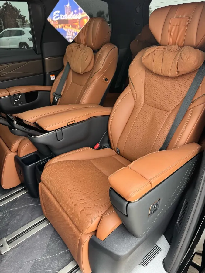 2024 Toyota Vellfire 2.5L 190HP L4 E-CVT Hybrid,autocango,china used car exporter,china ev exporter,chinese used car exporter,chinese used ev exporter