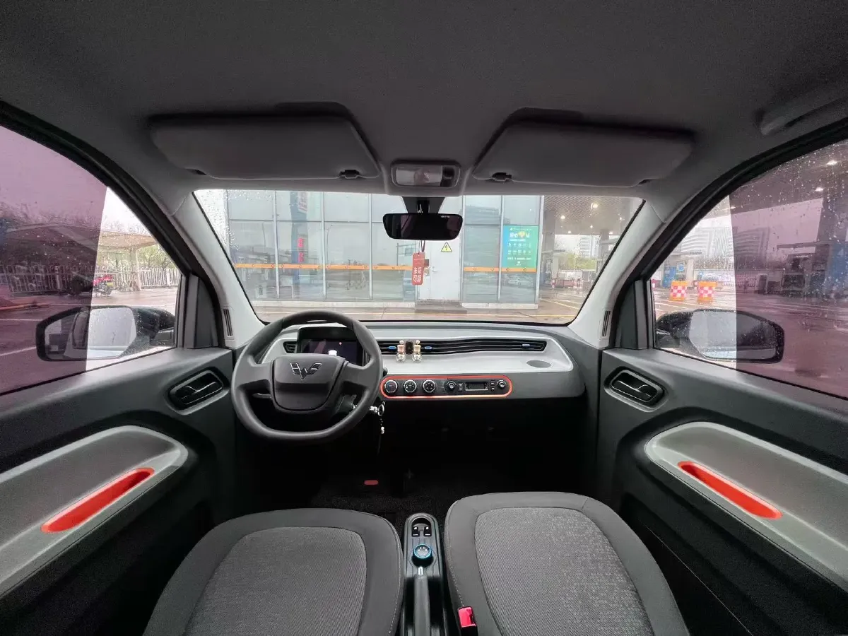 2022 LingBox uni BEV 11.52KWH,autocango,china used car exporter,china ev exporter,chinese used car exporter,chinese used ev exporter