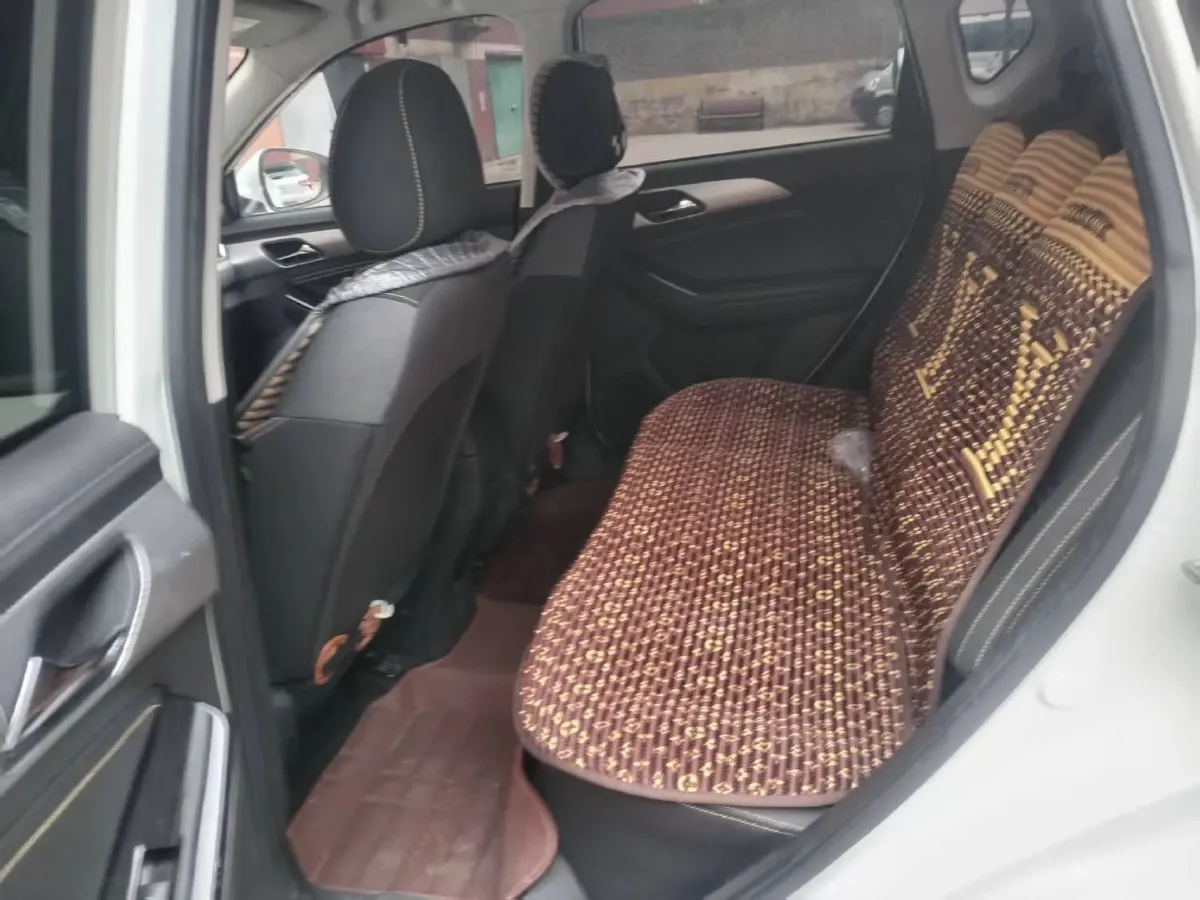 2019 BeiJing Auto X3 1.5T 150HP L4 CVT,autocango,china used car exporter,china ev exporter,chinese used car exporter,chinese used ev exporter