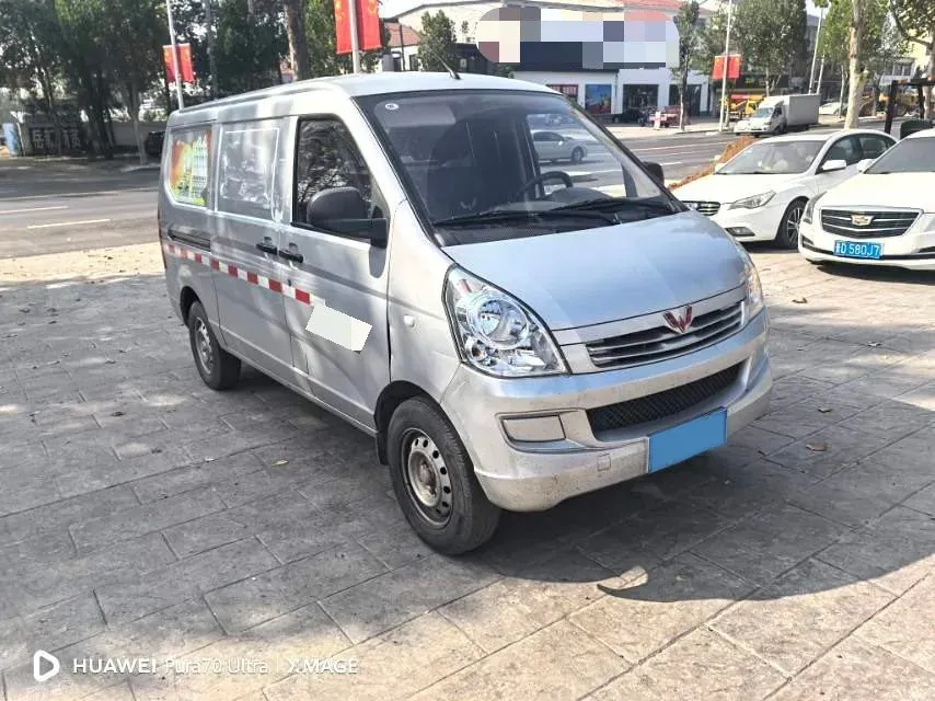 2019 WuLing RongGuang 1.2L 82HP L4 5MT,autocango,china used car exporter,china ev exporter,chinese used car exporter,chinese used ev exporter