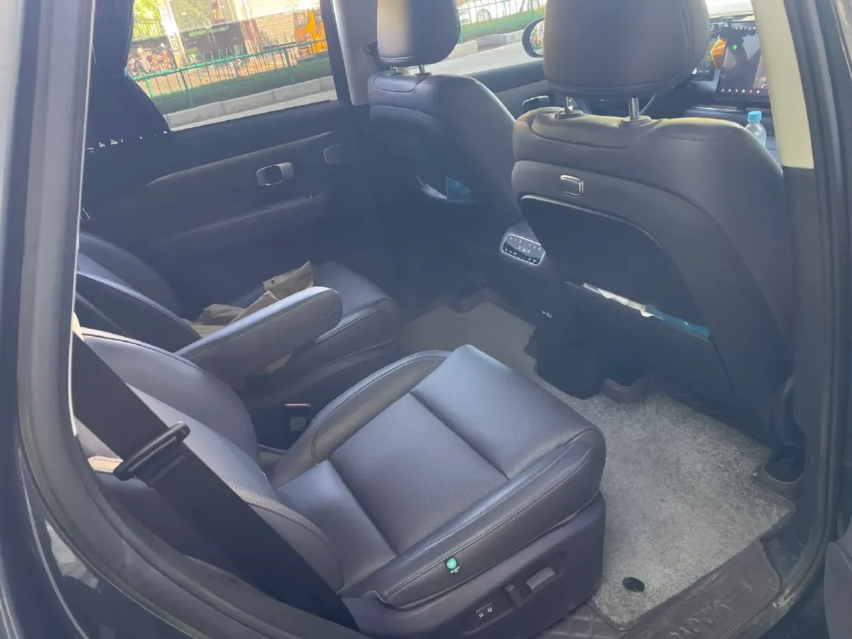 2024 Leapmotor C16 1.5L 95HP L4 REEV 28.4KWH,autocango,china used car exporter,china ev exporter,chinese used car exporter,chinese used ev exporter