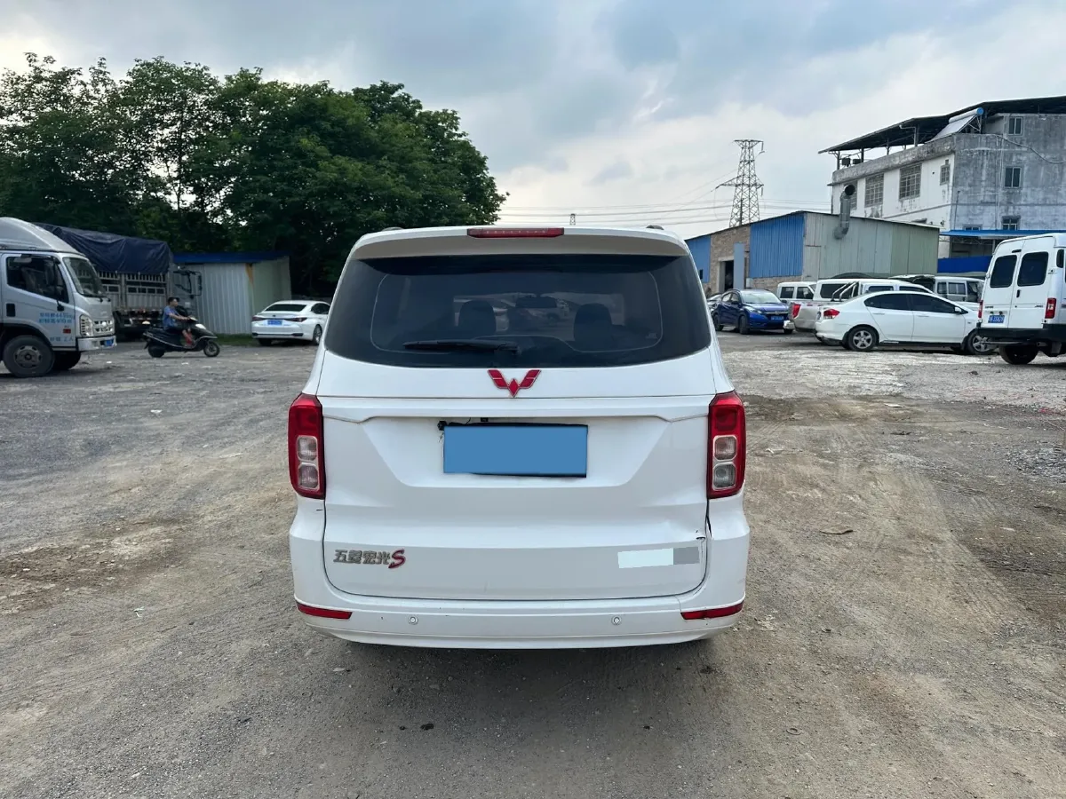 2021 Yema SiPaiKa 1.5L 109HP L4 5MT,autocango,china used car exporter,china ev exporter,chinese used car exporter,chinese used ev exporter