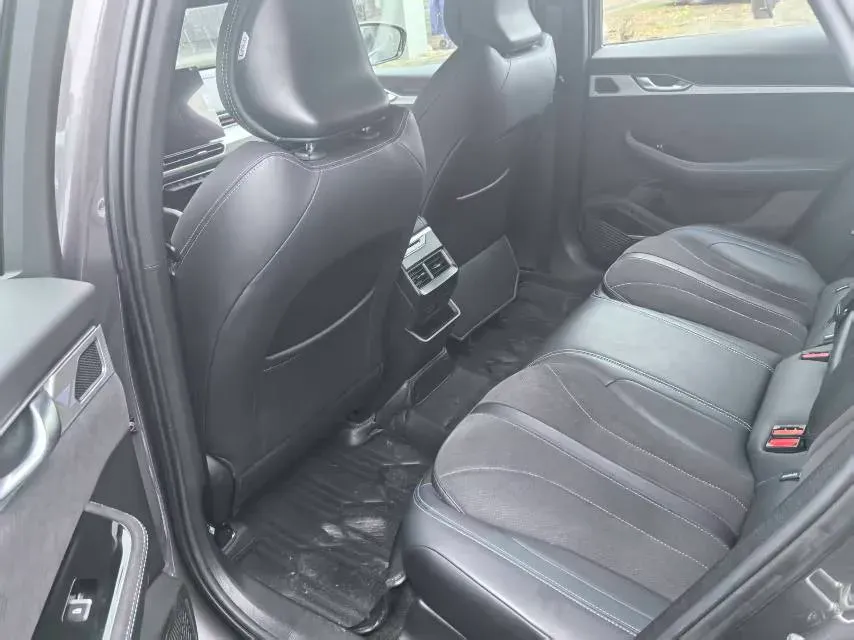 2025 Geely Preface 2.0T 238HP L4 8AT,autocango,china used car exporter,china ev exporter,chinese used car exporter,chinese used ev exporter