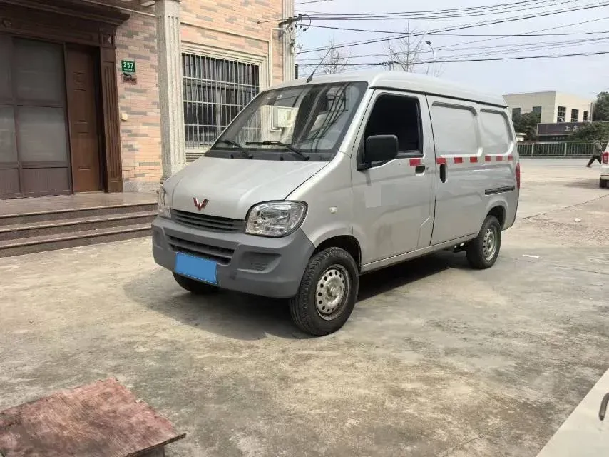 2020 WuLing ZhiGuang 1.2L 76HP L4 5MT,autocango,china used car exporter,china ev exporter,chinese used car exporter,chinese used ev exporter