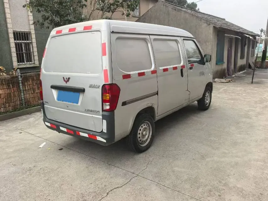 2020 WuLing ZhiGuang 1.2L 76HP L4 5MT,autocango,china used car exporter,china ev exporter,chinese used car exporter,chinese used ev exporter
