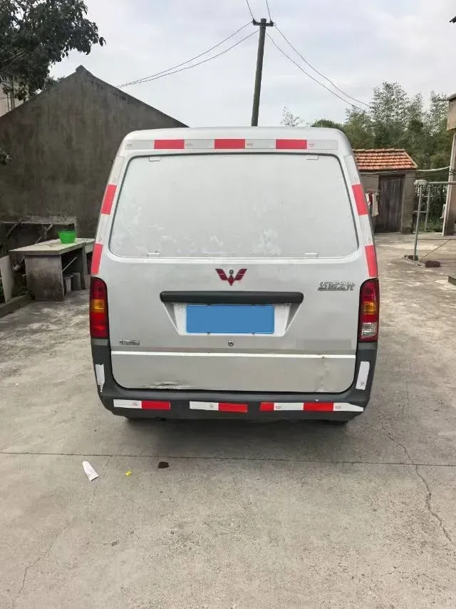 2020 WuLing ZhiGuang 1.2L 76HP L4 5MT,autocango,china used car exporter,china ev exporter,chinese used car exporter,chinese used ev exporter