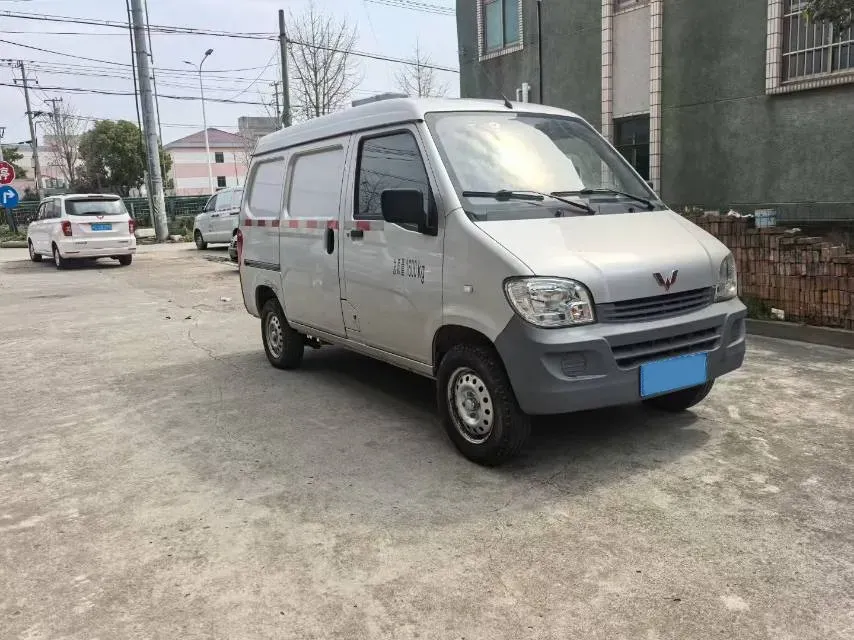 2020 WuLing ZhiGuang 1.2L 76HP L4 5MT,autocango,china used car exporter,china ev exporter,chinese used car exporter,chinese used ev exporter