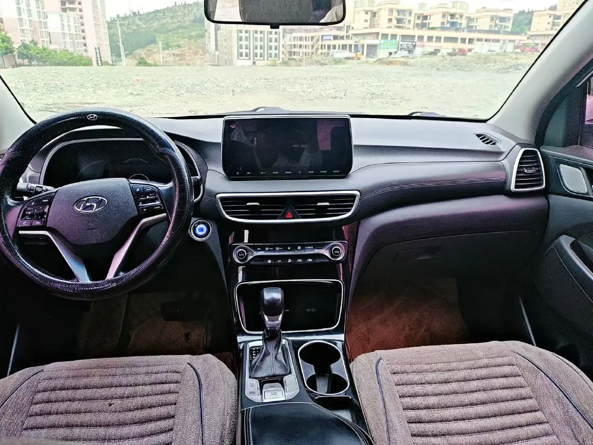 2019 Hyundai Tucson 1.6T 177HP L4 7DCT,autocango,china used car exporter,china ev exporter,chinese used car exporter,chinese used ev exporter