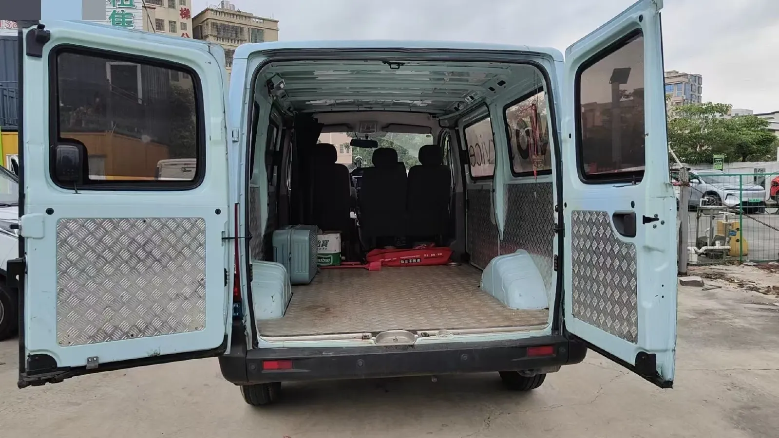 2013 HaiMa Knight 2.0L 150HP L4 5MT,autocango,china used car exporter,china ev exporter,chinese used car exporter,chinese used ev exporter