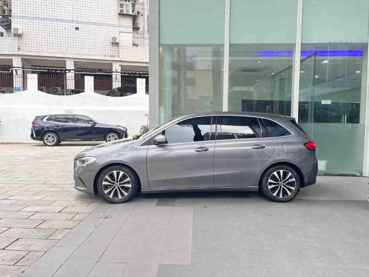 2021 Mercedes-Benz B Class 1.3T 136HP L4 7DCT,autocango,china used car exporter,china ev exporter,chinese used car exporter,chinese used ev exporter