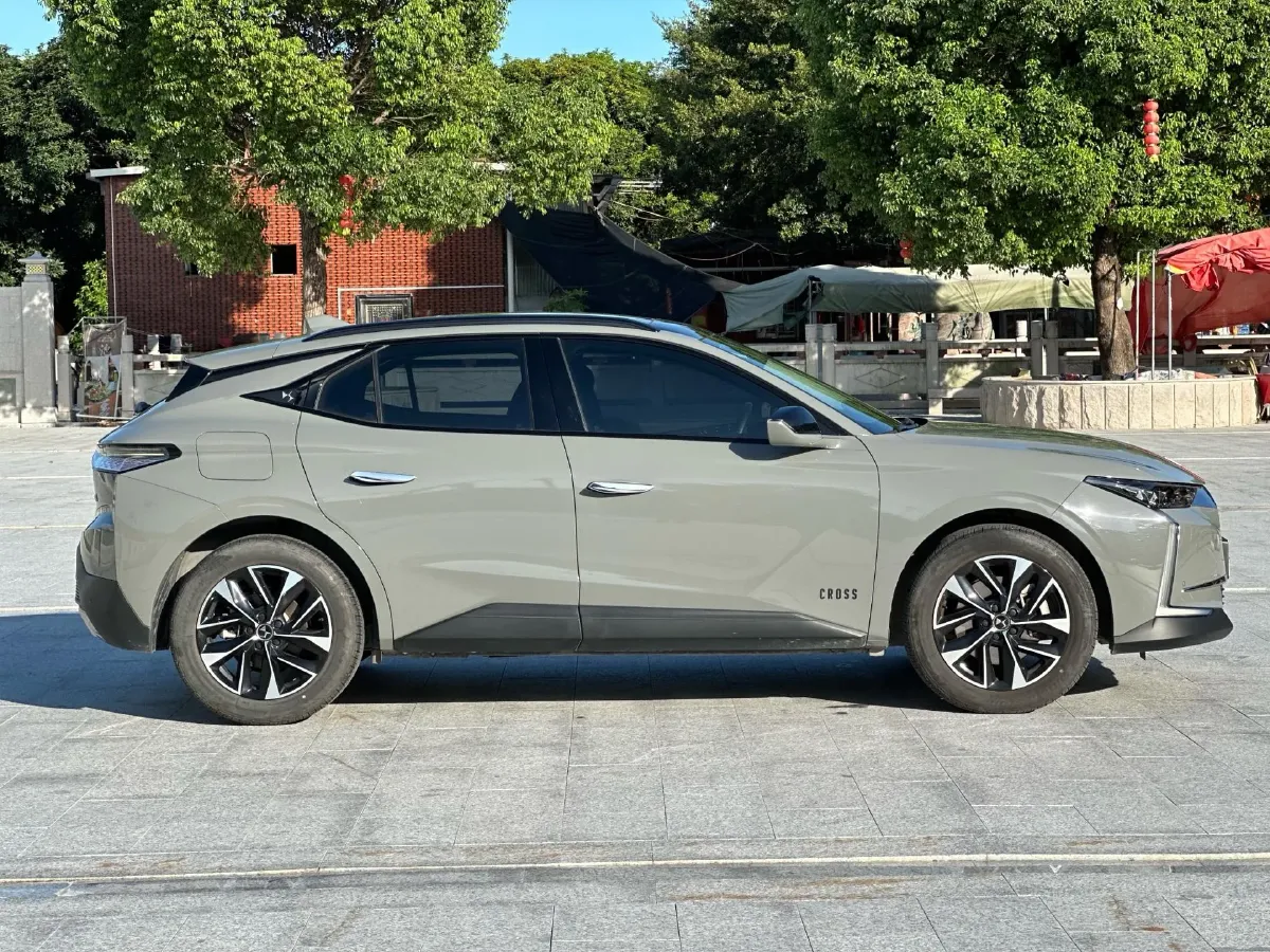 2023 DS 4 1.6T 215HP L4 8AT,autocango,china used car exporter,china ev exporter,chinese used car exporter,chinese used ev exporter